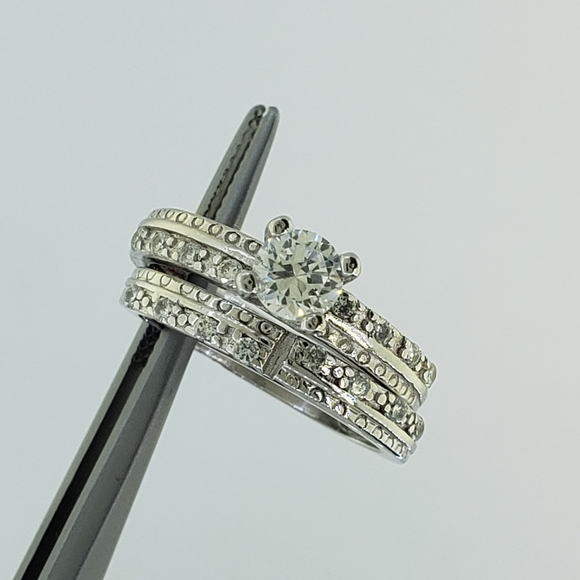 His & Hers 925 Sterling Silver Wedding Set With CZ - Picture 3 of 8